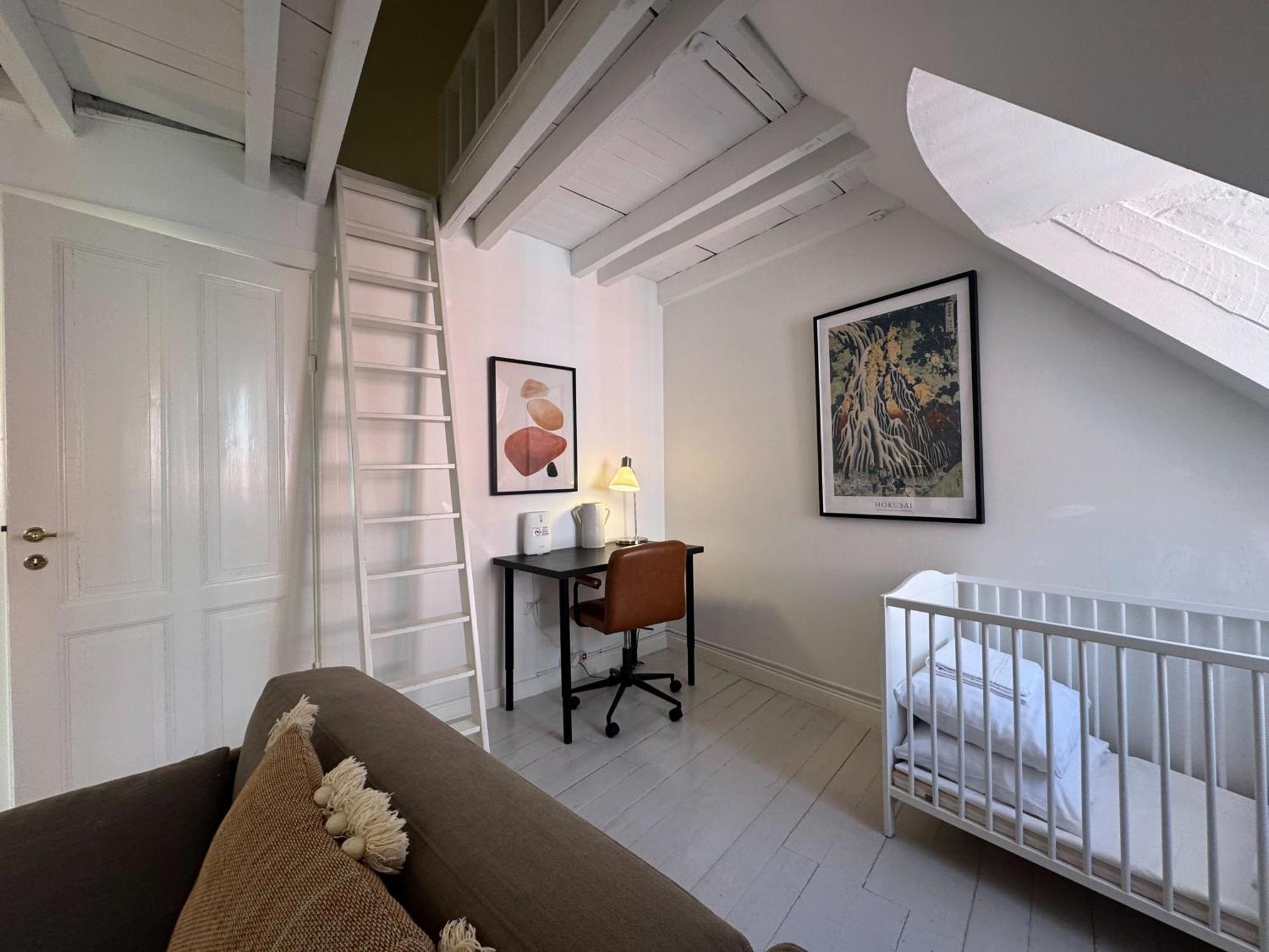 Cozy Apartments In Heart Of Copenhagen Near Stroget & Hojbro Plads Exterior photo